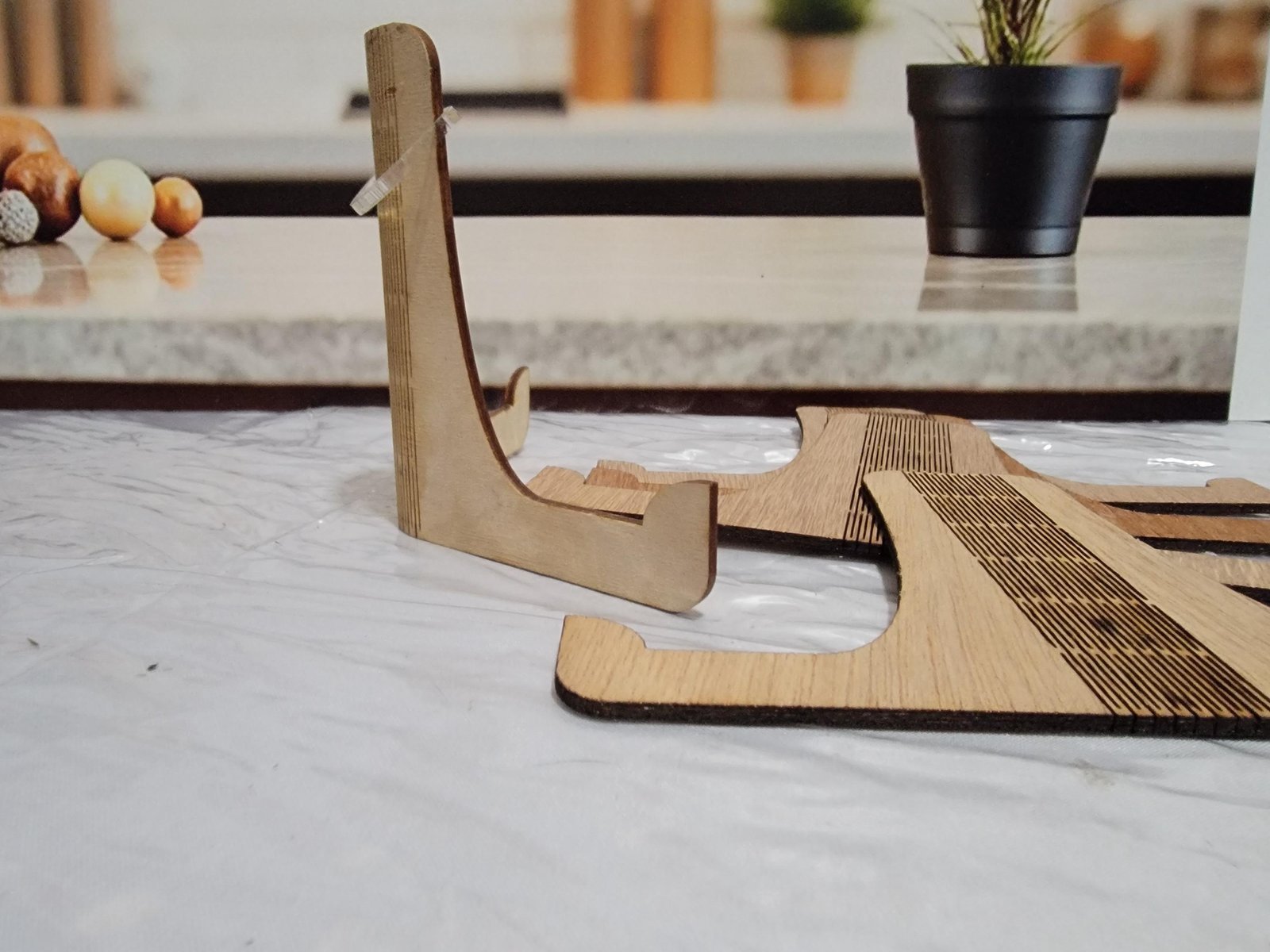 Adjustable Plywood Easel