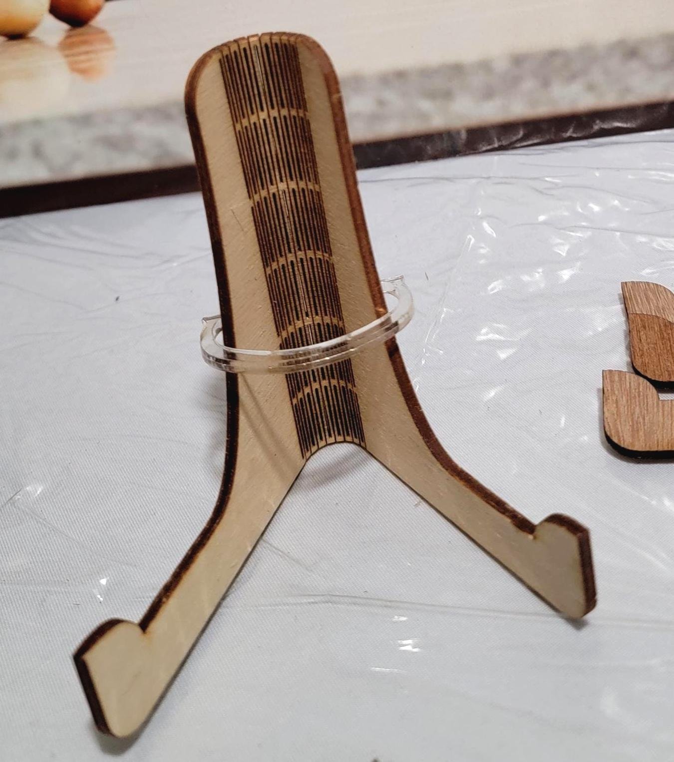 Adjustable Plywood Easel