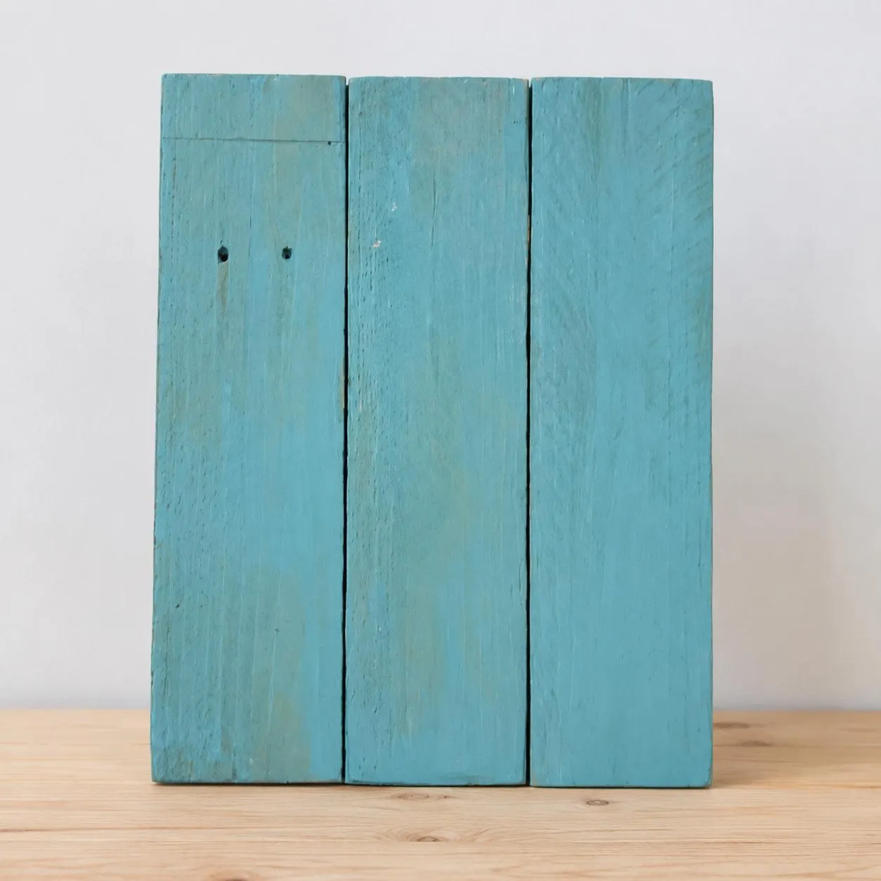 16 x 12 x 1.25 Inch Reclaimed Pallet Wood Sign Blank, Brown or Blue Rustic DIY Board for Painting, Vinyl and Holiday Cra